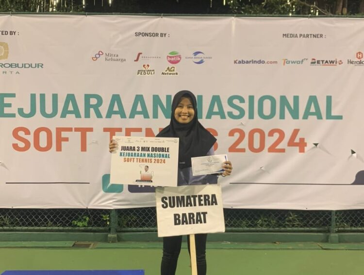 Fukratuz Zakiah (20), atlet binaan PT Semen Padang melalui Forum Komunikasi Karyawan Semen Padang Group (FKKSPG) berhasil meraih juara III di Kejuaraan Nasional (Kejurnas) Soft Tennis 2024. IST
