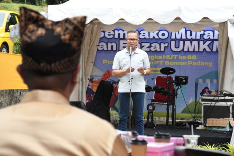 PT Semen Padang menyalurkan sembako murah dan menggelar bazar UMKM selama dua hari, 7 s.d. 8 Agustus 2024, di Pelataran Parkir Gedung Serba Guna (GSG) PT Semen Padang. IST