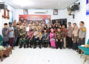 Progul Abdus Syukur Felani, Kapolres Solok Kota Jalin Silaturahmi dan Berikan Bantuan Sembako di Kelurahan IX Korong