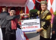 Bank Nagari Cabang Pariaman Serahkan Dividen Rp11,3 Miliar