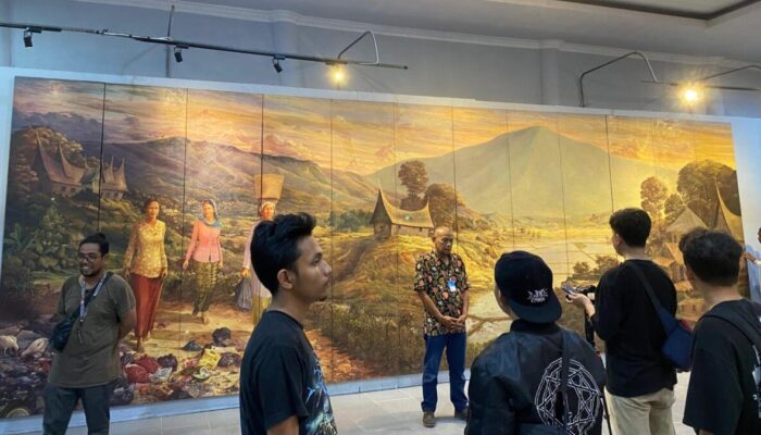 Refleksi 21 Tahun Komunitas Belanak, Gelar Pameran Seni Rupa Bertajuk “Pulang”