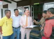 Tim Kuasa Hukum Khairunas-Yulian Efi Datangi KPU Solsel Protes Terkait APK