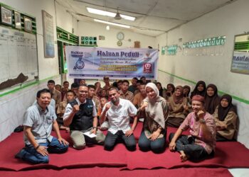 Peringati HUT Ke-76, Harian Haluan Berbagi dengan Anak-anak PAKAM