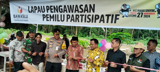 Ba­dan Pengawas Pemilu atau Bawaslu Padang Pariaman res­mikan kampung dan lapau pengawa­san Pemilu Partisipatif di Nagari Limpato,