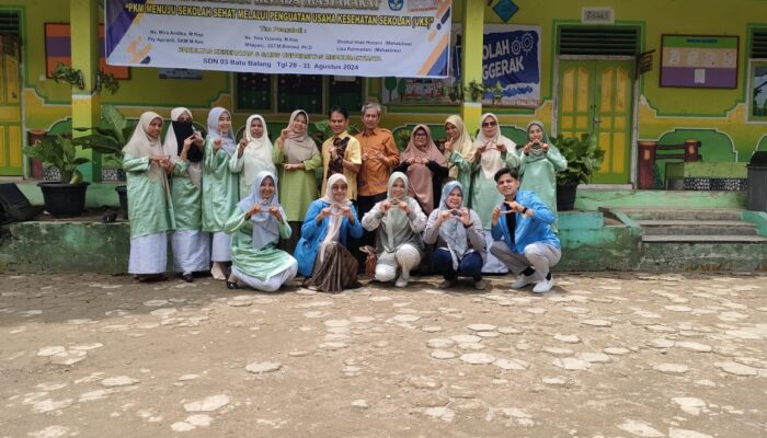 Menuju Sekolah Sehat, Tim Dosen Mercubaktijaya dan UMSB Laksanakan UKS di SDN 03 Batu Balang