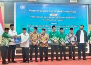 PWM Sumbar Serahkan Surat Rekomendasi untuk Paslon Wako-Wawako Payakumbuh Almaisyar-Joni Hendri