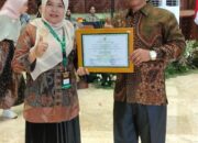 SDN 10 Sangkir Agam Terima Penghargaan Sekolah Adiwiyata Nasional 2024