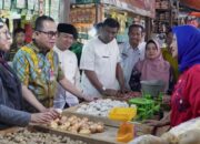 Pjs Wako Bukittinggi dan TPID Tinjau Pasar Bawah