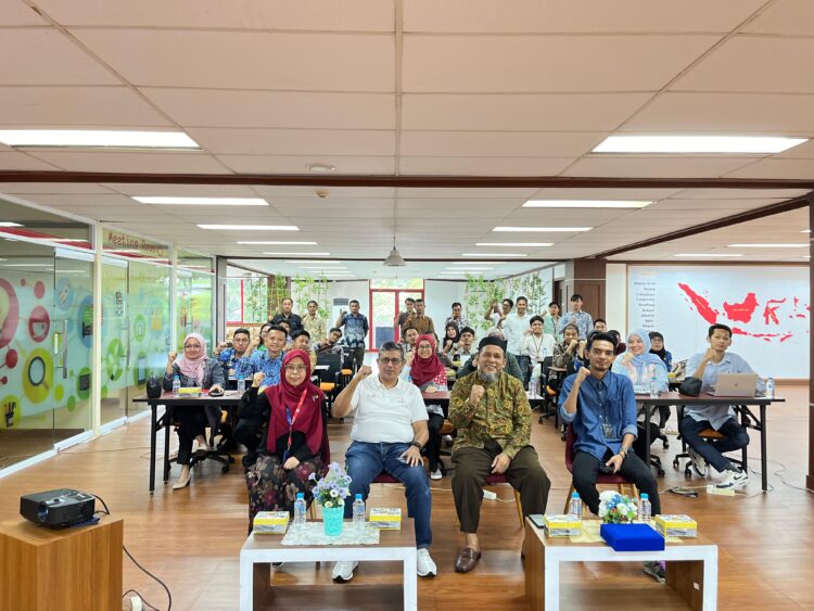 Suasana saat Sosialisasi Peraturan Menteri Keuangan (PMK) Nomor 59 Tahun 2022 dan Tutorial Elektronik Pemindahbukuan (e-PBK) bersama Kantor Wilayah (Kanwil) Direktorat Jenderal Pajak (DJP) Sumbar Jambi pada Kamis (17/10). IST