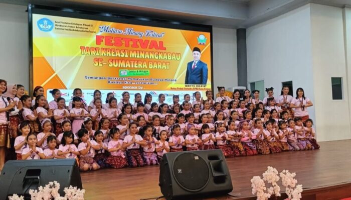 Penari Tingkat TK hingga Remaja Tampil dalam Gebyar Mutiara Minang