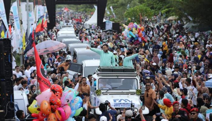 Ribuan Warga Padang Hadiri Kampanye Pamungkas Fadly Maigus di Danau Cimpago