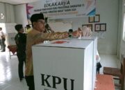 Beda Lokasi TPS, Khairunas-Yulian Efi Realisasikan Hak Pilihnya