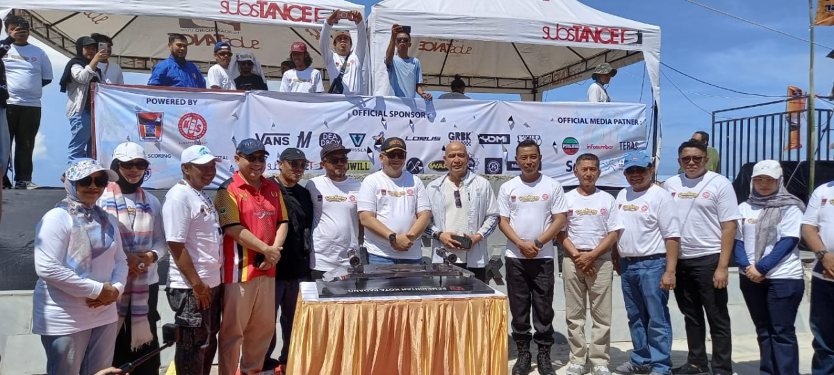 Pemerintah Kota meresmikan Skatepark Padang fasilitas olahraga ekstrem terbaru di kawasan Pantai Muaro Lasak, Kota Padang.