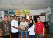 PT Semen Padang Salurkan Bantuan Sosial untuk Pendidikan dan Kesehatan