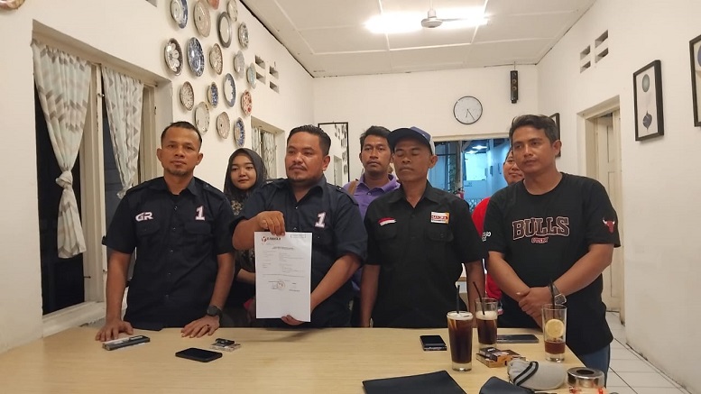 Sebanyak lima orang aparatur sipil negara atau ASN Pemko Pariaman dilaporkan atas dugaan pelanggaran netralitas, Kamis (31/10/2024).