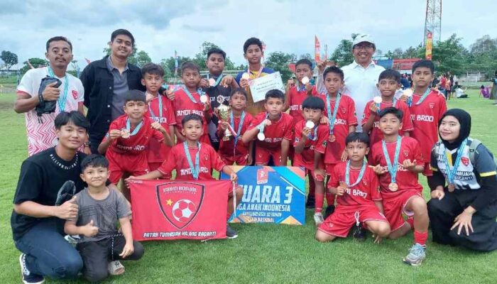 SSB Imam Bonjol Samurai Raih Gelar Juara 3 Liga Anak Indonesia KU-10 Tahun 2024
