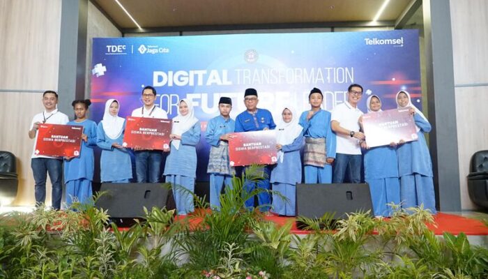 Telkomsel Digital Empowering for Community, Persiapkan Siswa SMAN 1 Tanjungpinang Hadapi Persaingan di Era Digital