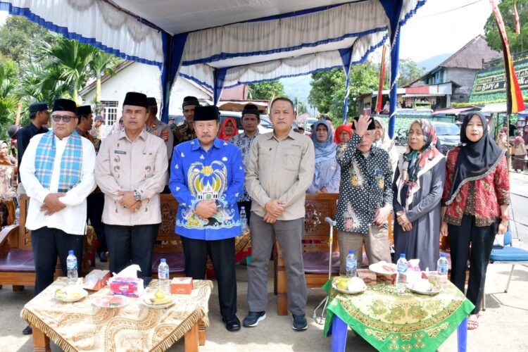Pembinaan KSDA terhadap kelompok masyarakat sekaligus aktivasi pemanfaatan kebudayaan dengan tema “Manikam Jajak Buya Hamka”, di halaman Museum Rumah Kelahiran Buya Hamka, Nagari Sungai Batang, Kecamatan Tanjung Raya. Sabtu (14/12). IST