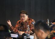 Alex Indra Lukman Minta Pemerintah Mereset Ulang Paradigma Pengalokasian Subsidi untuk Petani