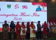 Peringatan Hari Ibu, Forum Anak Padang Pariaman dan SDN 05 2×11 Kayu Tanam Raih Penghargaan