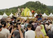 Festival Durian Solsel Bagikan 2.025 Buah Durian Gratis