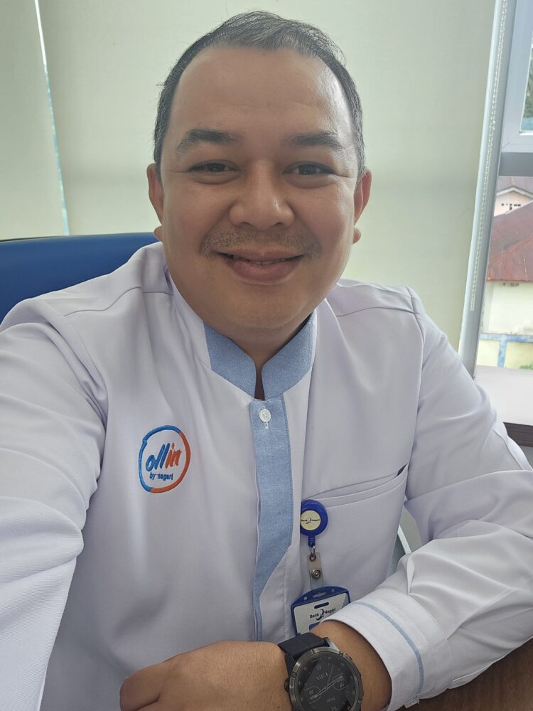 Pemimpin Cabang Bank Nagari Lubuk Basung Musa Adi Guna. DOK AFRIANITA