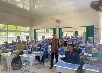 Cabor Muauthay Sumatera Barat Terima Bantuan dari Anggota DPR RI Rico Alviano