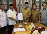 Shadiq Pasadigoe Temui Gubernur Sumbar Terkait Pembangunan PLTS Singkarak