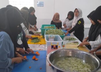 Mengintip Dapur Makan Bergizi Gratis di Pariaman