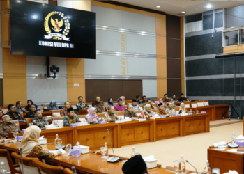 Komisi VIII DPR RI menyoroti skema biaya haji 2025 yang yang diusulakan oleh Kemenag karena dinilai terlalu berat bagi calon jemaah.