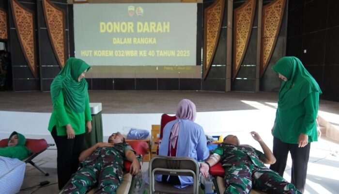 HUT Ke-40, Korem 032/Wbr Sumbangkan 1.000 Kantong Darah