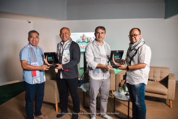 BSI Maslahat menggelar Talk Show dan Live yang bertajuk “Cinta
Untuk Palestina” bertepatan dengan penyaluran bantuan kemanusiaan Palestina tahap VII di
Aula Kantor Pusat BSI Maslahat (14/02/2025).