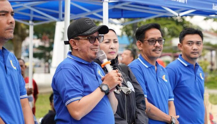 Bupati Eka Putra Resmikan Turnamen Basket Bergengsi Larak’s Invitation 2025 di Tanah Datar