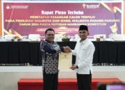 KPU Tetapkan Hendri Arnis-Allex Saputra sebagai Wako-Wawako Terpilih