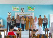 Dukung Program Presiden Prabowo, Satlantas Polres Agam Berikan Makan Bergizi Gratis