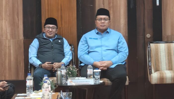 KPU Tanah Datar Tetapkan Eka Putra dan Ahmad Fadli Sebagai Pemenang Pilkada 2024