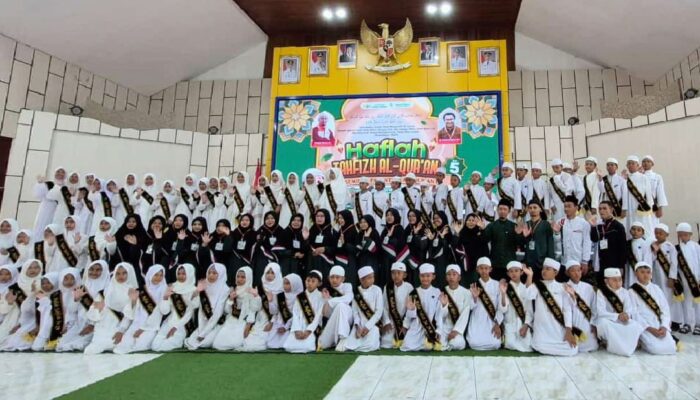 72 Santri Darul Izzah dan Madinatul Huffazh Ikuti Haflah Tahfid dan Parenting Al-Qur’an ke-5