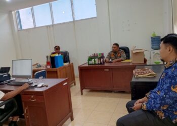 Satpol PP Agam Kirim Empat Wanita ke Panti Sosial