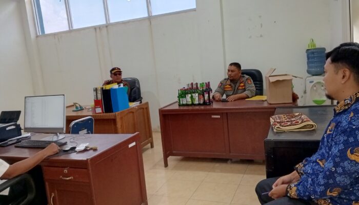 Satpol PP Agam Kirim Empat Wanita ke Panti Sosial