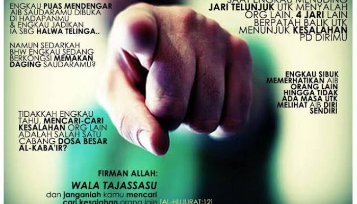 Surah Al Hujurat Ayat 12: Larangan Berprasangka Buruk dan Menggunjing