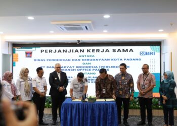 BRI BO Padang Bantu Pengelolaan  Keuangan Disdikbud Padang