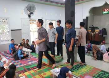 Vanriz Kebaya Salurkan Jumat Berkah melalui Relawan Amal Beramal