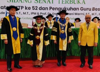 Dua Guru Besar ITP Dikukuhkan saat Dies Natalis ke-52