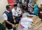 Korban Arus Kali Ciliwung Tak Pakai Pelampung Saat Dievakuasi