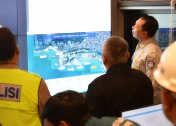 Menhub Pastikan Tak Ada Penumpukan Kendaraan di Pelabuhan Merak