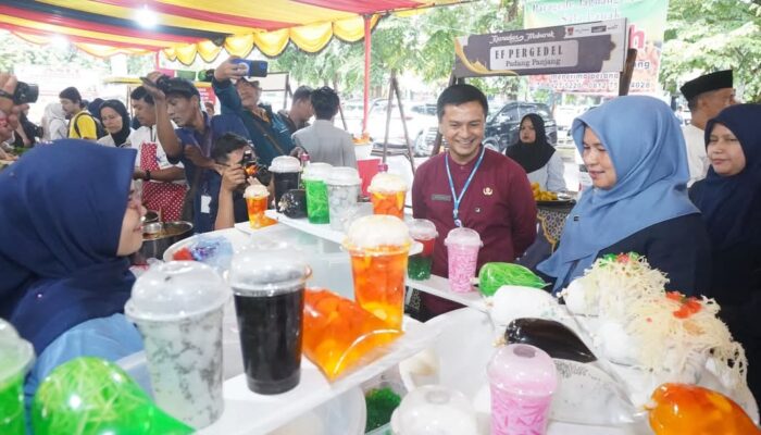 BBPOM Sebut Makanan di Pasar Pabukoan di RTH Imam Bonjol Aman Dikonsumsi