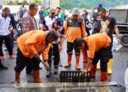 Wawako Allex Lakukan Normalisasi Drainase di Kawasan Pasar Pusat