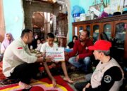 Bupati Sijunjung Bantu Pengobatan Warga Kurang Mampu