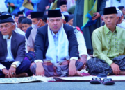 Khatib Idul Fitri di Lapangan Wirabraja Bukittinggi Yasmahadi : Kemenangan Sejati Diraih Melalui Ketakwaan