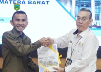 Pemko Padang Panjang Serahkan LKPD ke BPK